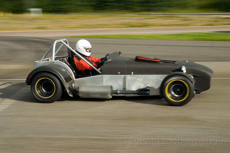 LoCost20090823093911 (1).JPG